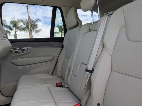 New 2026 Volvo XC90 T8 Ultra w/ Protection Package Premier image 11