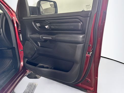 Used 2023 RAM 1500 Limited w/ Body Color Bumper Group AWD/4WD image 31