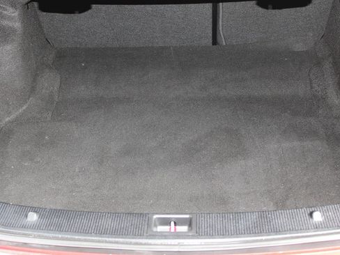 Used 2014 Mercedes-Benz C 300 4MATIC Sedan image 31