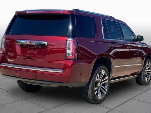 Used 2020 GMC Yukon Denali w/ Denali Premium Package AWD/4WD image 12