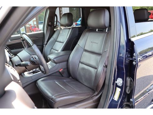 Used 2018 Jeep Grand Cherokee Summit w/ Platinum Series Group AWD/4WD image 11