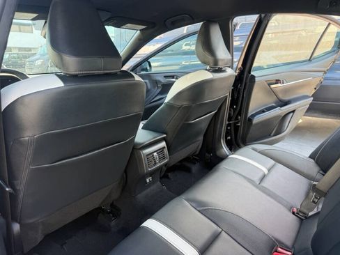 Used 2026 Toyota Camry SE FWD image 14