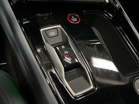 Used 2023 Audi RS e-tron GT w/ Carbon Performance Package AWD/4WD image 19
