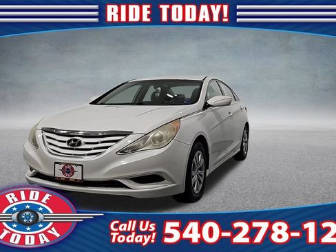 Used 2012 Hyundai Sonata GLS FWD image 1