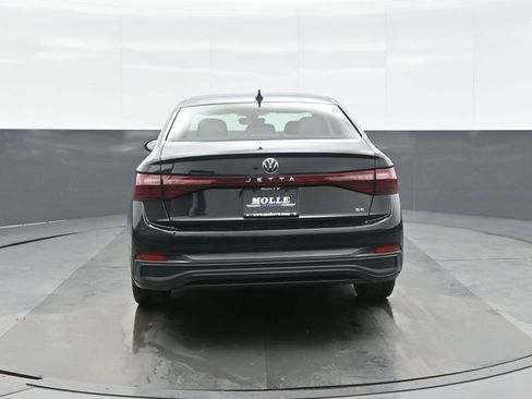 New 2026 Volkswagen Jetta SE FWD image 6