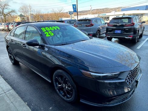 New 2025 Honda Accord SE image 7