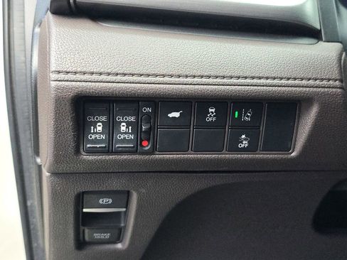 Used 2019 Honda Odyssey EX-L image 33