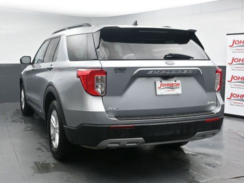 Used 2024 Ford Explorer XLT w/ Equipment Group 202A AWD/4WD image 6