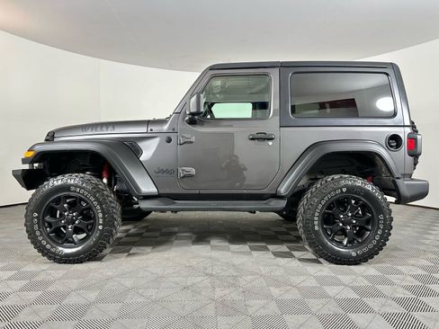 Used 2021 Jeep Wrangler Willys image 17