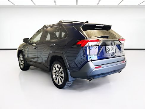 Used 2025 Toyota RAV4 XLE Premium FWD image 6