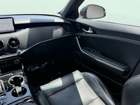 Used 2022 Kia Stinger GT-Line image 52