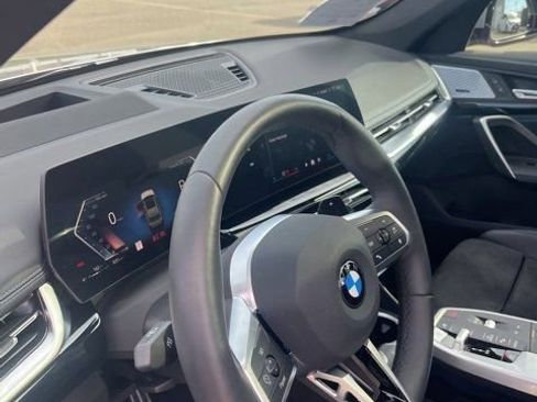 Used 2025 BMW X1 xDrive28i w/ Premium Package image 13