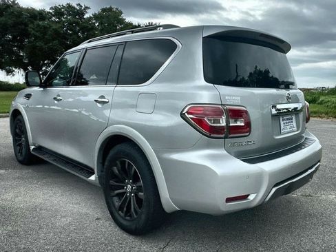 Used 2020 Nissan Armada Platinum w/ Captain's Chairs Package RWD image 5