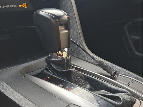 Used 2021 Honda Civic EX image 29