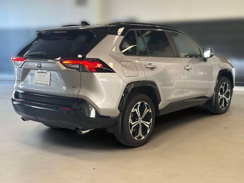 Used 2024 Toyota RAV4 XSE w/ Premium Package AWD/4WD image 4