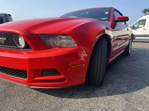 Used 2014 Ford Mustang GT Premium w/ Electronics Package RWD image 16