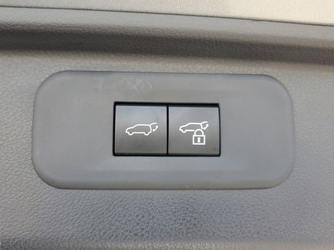 Used 2024 Toyota Grand Highlander Limited image 8