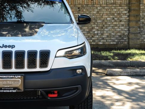 Used 2022 Jeep Cherokee Trailhawk w/ Premium Leather Package image 61