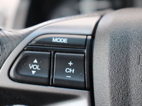 Used 2011 Honda Odyssey EX-L image 24