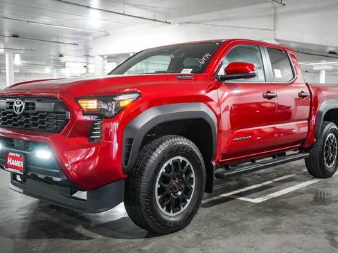 New 2025 Toyota Tacoma TRD Off-Road image 3