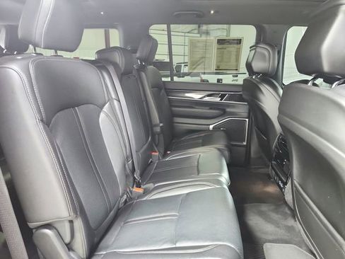 Used 2024 Jeep Wagoneer 2WD w/ Premium Group I image 45