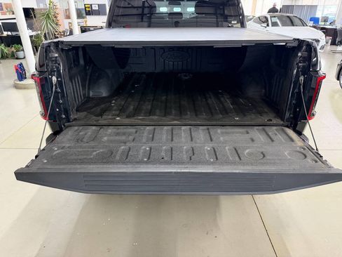 Used 2017 Ford F150 XL w/ XL Power Equipment Group AWD/4WD image 9