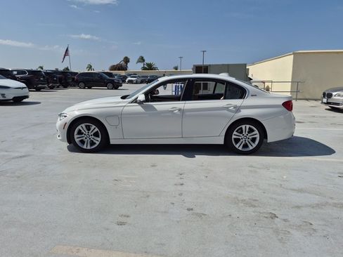 Used 2018 BMW 330e RWD image 8