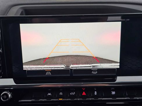 New 2026 GMC Sierra 1500 Elevation image 29