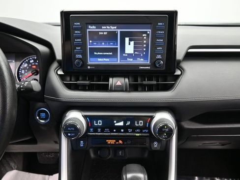 Used 2022 Toyota RAV4 XLE w/ Convenience Package AWD/4WD image 19