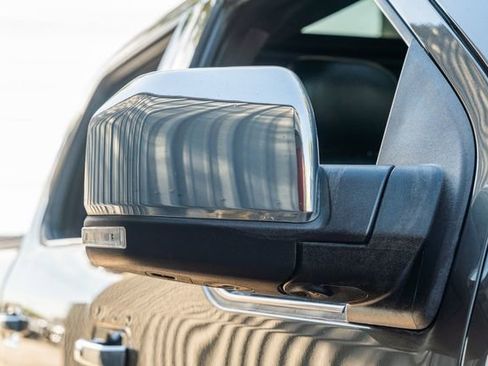 Used 2019 Ford F150 Platinum w/ Equipment Group 701A Luxury image 12