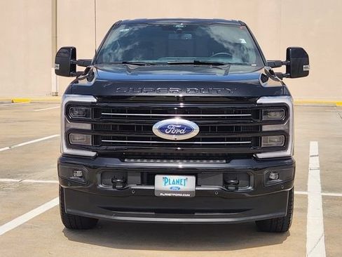Used 2026 Ford F250 Platinum AWD/4WD image 2