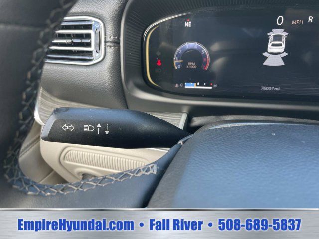 Used 2024 Jeep Wagoneer Series II w/ Flexible Seating Group AWD/4WD image 32