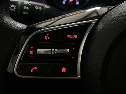 Used 2023 Kia Forte LXS w/ LXS Technology Package FWD image 30
