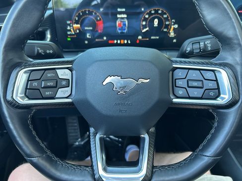 Used 2025 Ford Mustang Premium RWD image 21