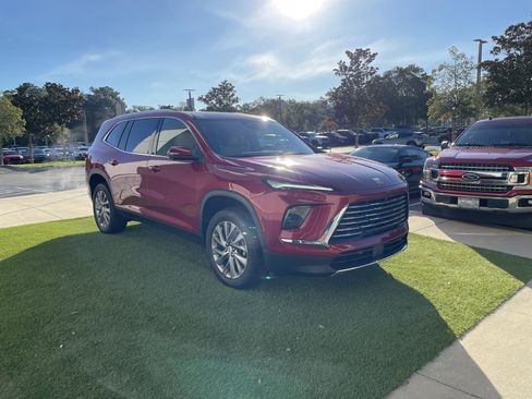 New 2026 Buick Enclave Preferred w/ Power Package image 9