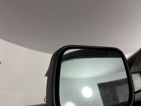 Used 2019 Ford Explorer XLT w/ Equipment Group 201A image 16