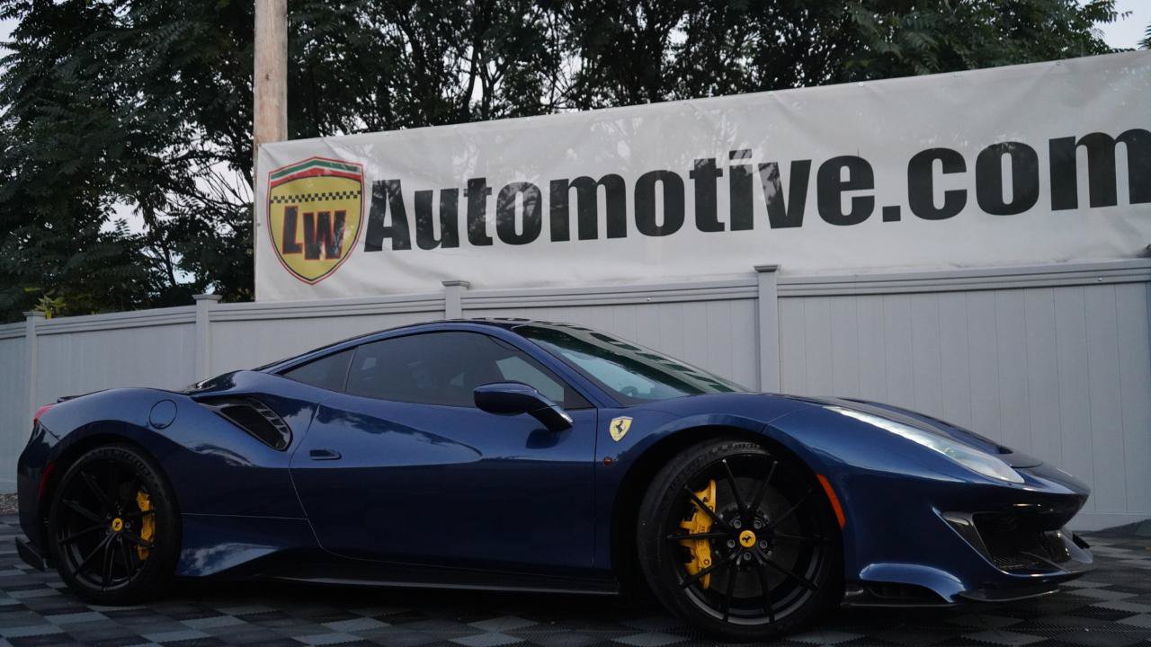Used 2018 Ferrari 488 GTB RWD image 5
