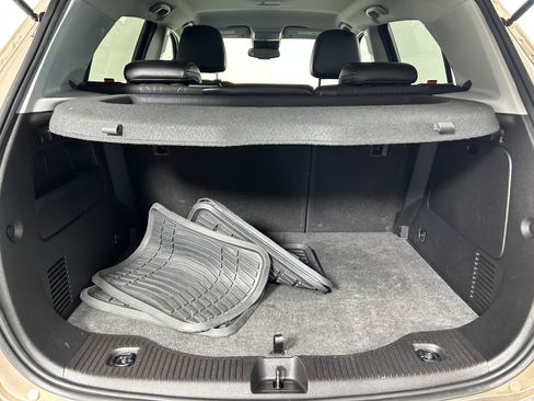 Used 2018 Chevrolet Trax LT w/ LT Convenience Package FWD image 24