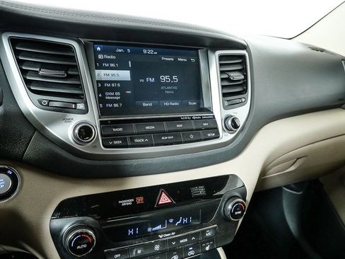 Used 2018 Hyundai Tucson SEL Plus image 13