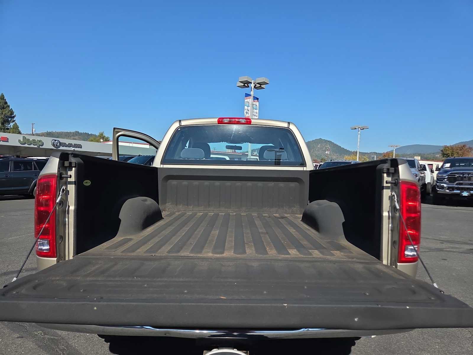 Used 2004 Dodge Ram 1500 Truck SLT AWD/4WD image 27