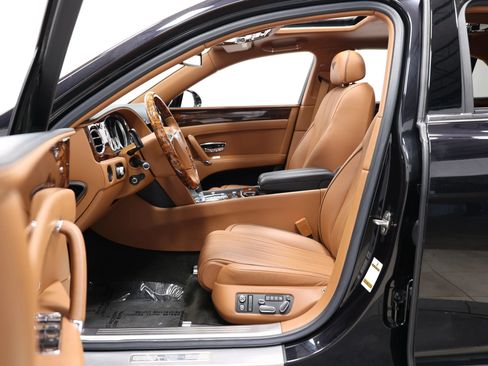 Used 2014 Bentley Flying Spur W12 AWD/4WD image 14