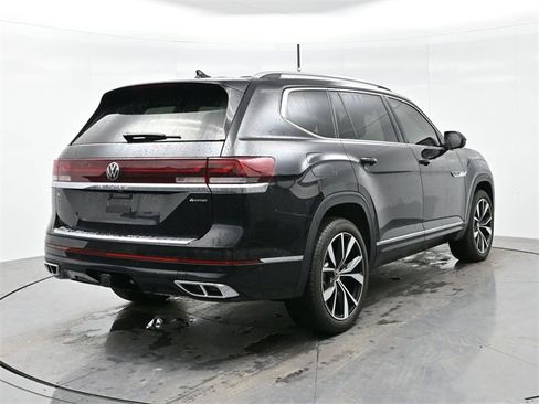 Used 2024 Volkswagen Atlas SEL Premium R-Line image 7