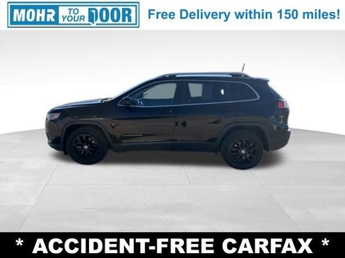 Used 2019 Jeep Cherokee Latitude Plus w/ Comfort/Convenience Group image 2