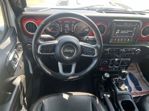 Used 2019 Jeep Wrangler Unlimited Rubicon AWD/4WD image 12