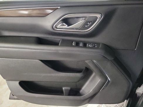 Used 2023 GMC Yukon SLE image 27