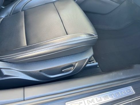 Used 2025 Ford Mustang Premium RWD image 22