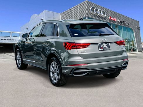 Used 2025 Audi Q3 2.0T Premium w/ Convenience Package image 2