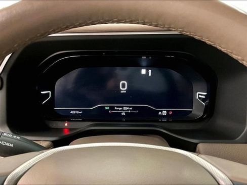 Used 2023 GMC Yukon Denali image 29