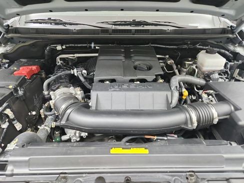 Used 2025 Nissan Frontier PRO-4X w/ Interior Protection Package AWD/4WD image 18