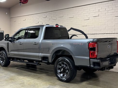 Used 2024 Ford F350 Lariat w/ Lariat Ultimate Package image 7